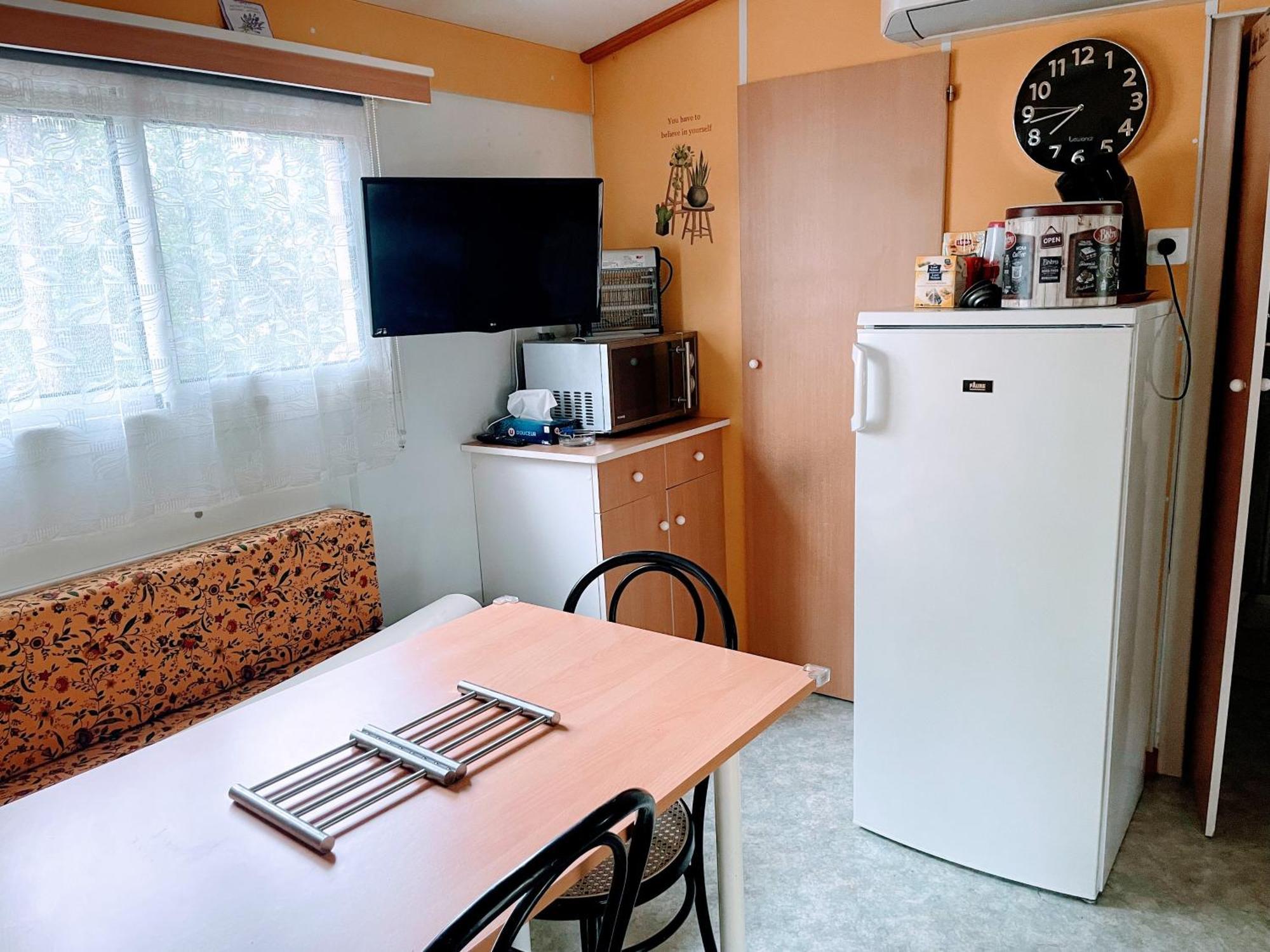 Mobilhome A Sainte Croix Du Verdon Extérieur photo